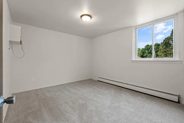 $110,000 | 4921 Crooks Road, Unit M10, Royal Oak, MI 48073