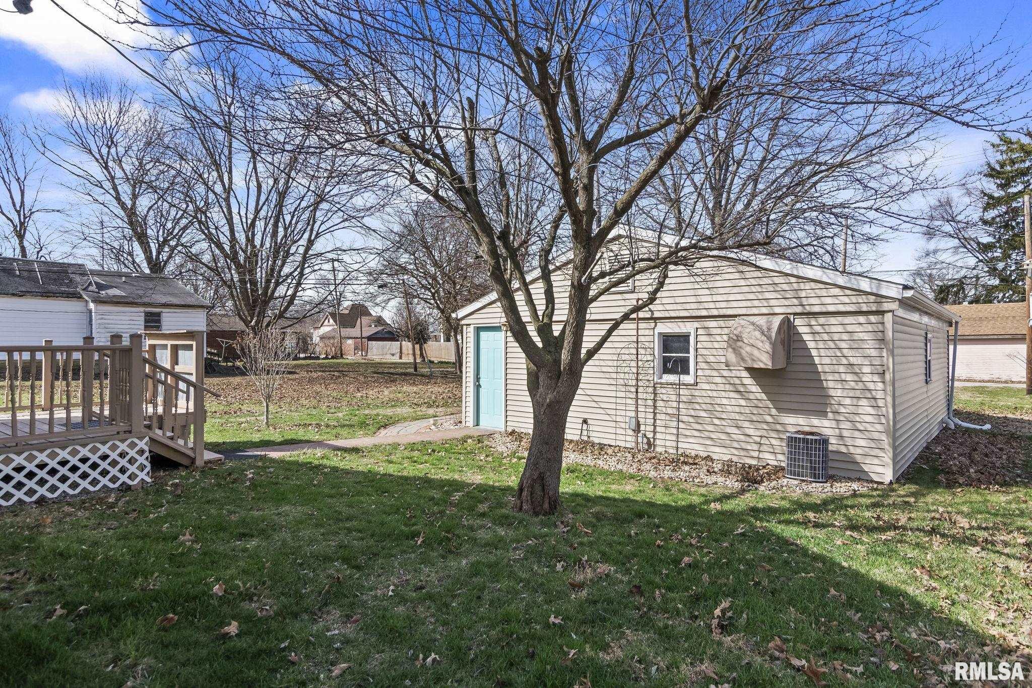 209 South Finis Street Virden, IL 62690 - Photo 34 of 39