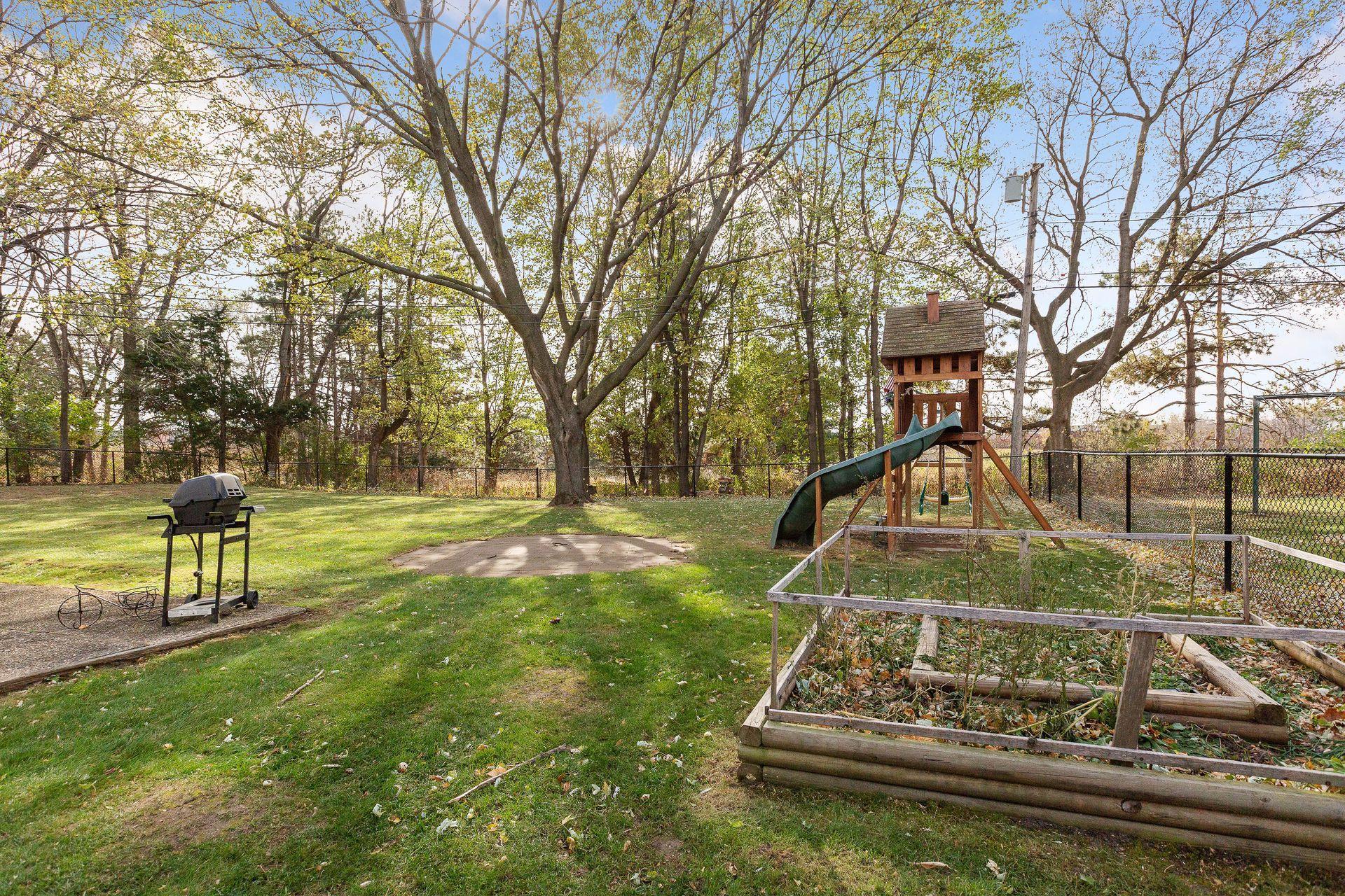 1466 Red Cedar Road Eagan, MN 55121 - Photo 35 of 43 Gallery Image 35