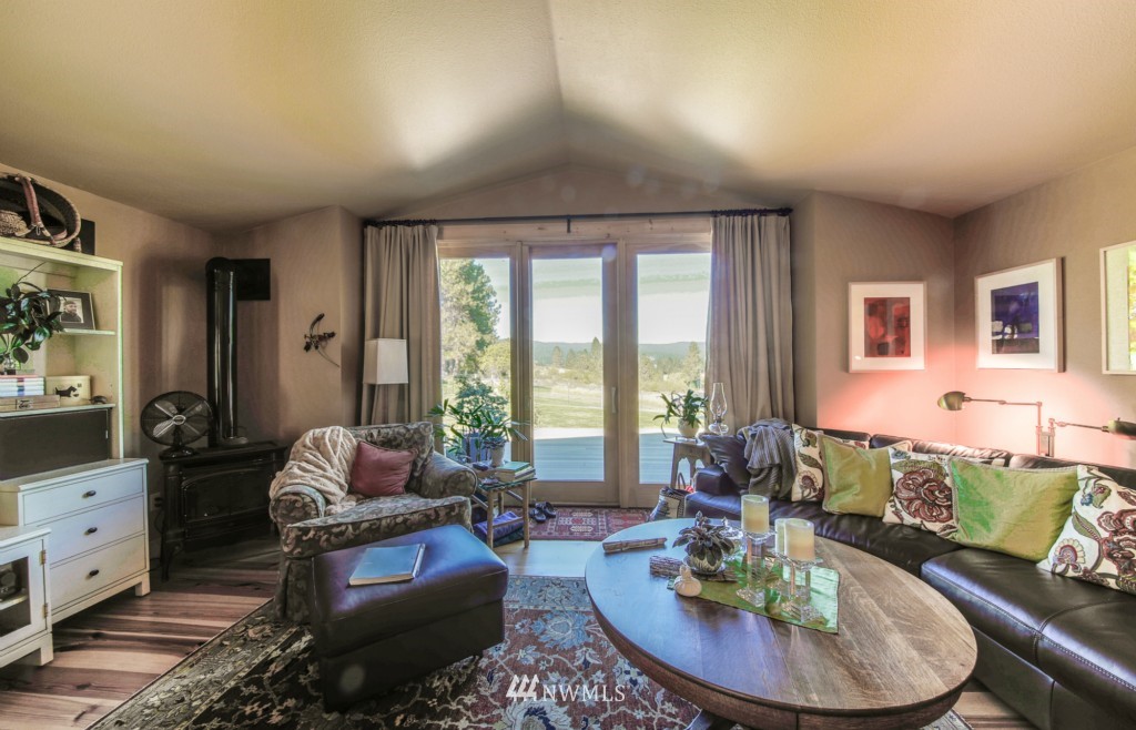 910 Iron Mountain Road Cle Elum, WA 98922 - Photo 11 of 25 Gallery Image 11