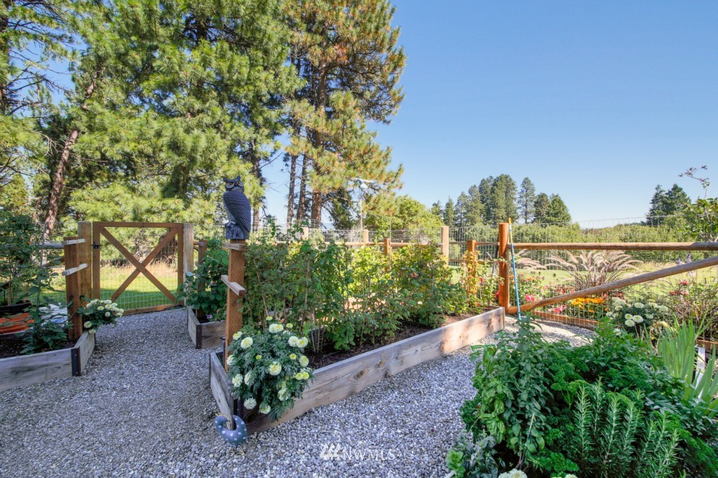 910 Iron Mountain Road Cle Elum, WA 98922 - Photo 4 of 25 Gallery Image 4
