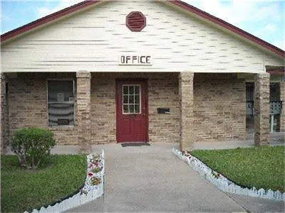 $698 | 27745 North Kansas City Road, Unit 50, La Feria, TX 78559