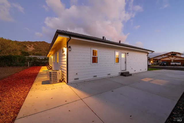 $655,000 | 8388 Paradise Lagoon Drive, Lucerne, CA 95458