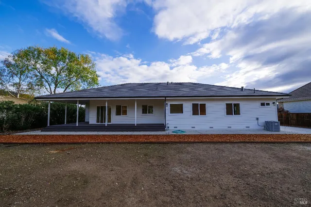 $655,000 | 8388 Paradise Lagoon Drive, Lucerne, CA 95458