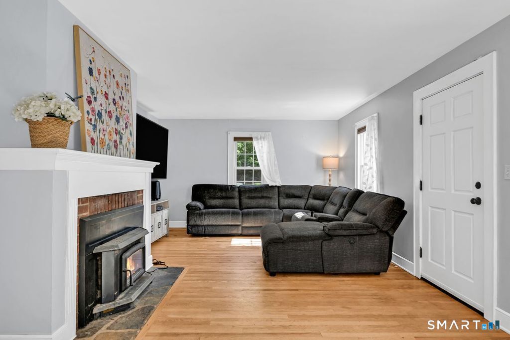 10 Carmel Hill Road South Bethlehem, CT 06751 - Photo 15 of 38