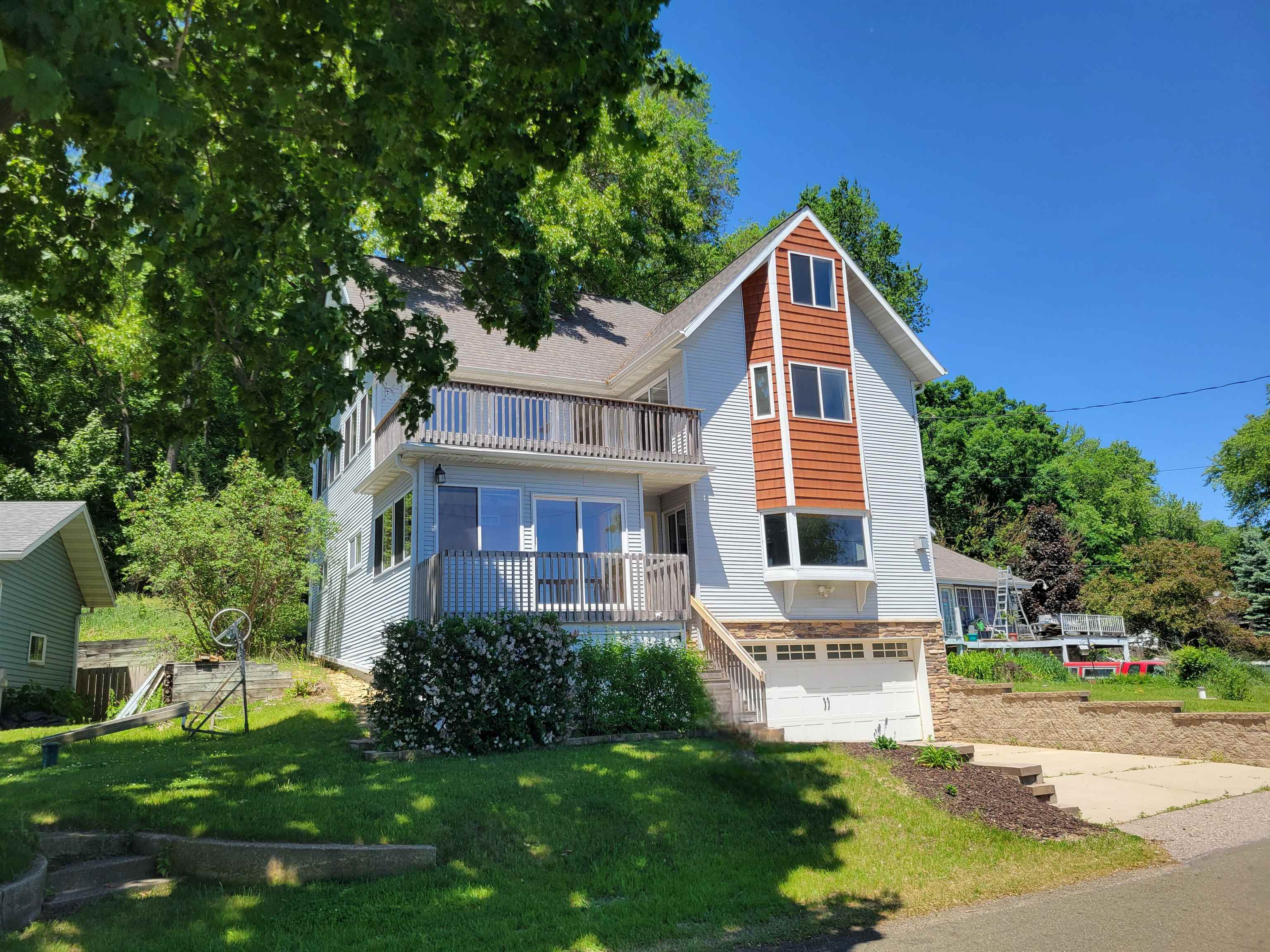 W10580 Tipperary Road Poynette, WI 53955 - Photo 1 of 74