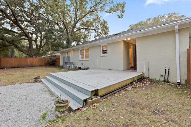 $2,995 | 934 Yorktown Drive, Charleston, SC 29412