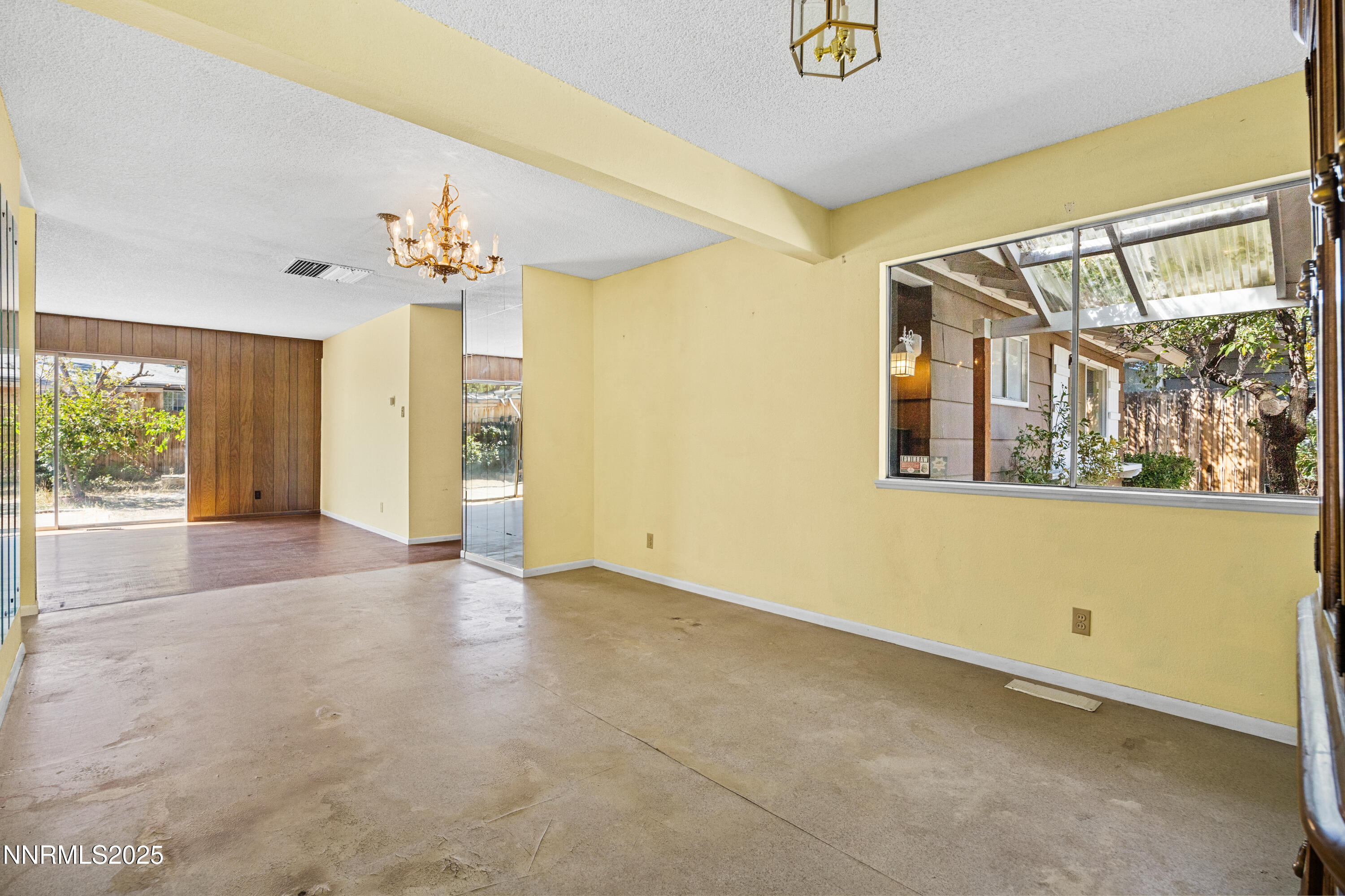 3465 Yosemite Place Reno, NV 89503 - Photo 9 of 34 9_img_3540
