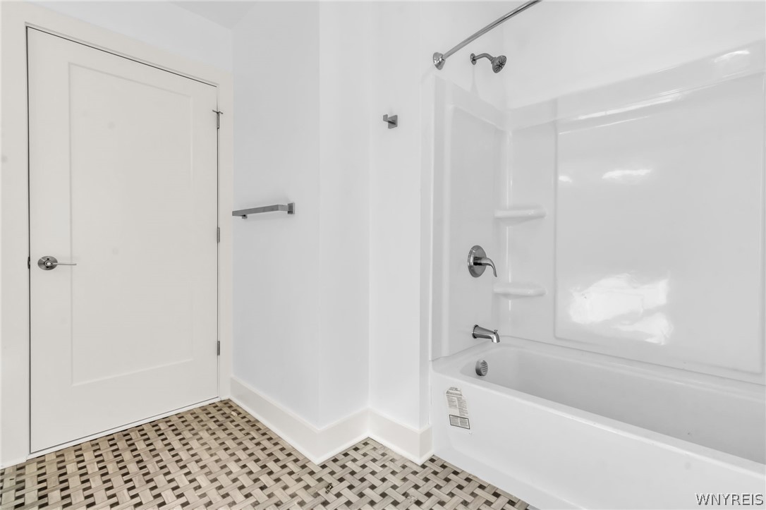 251 Normal Avenue Buffalo, NY 14213 - Photo 23 of 28