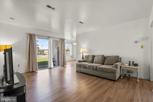 $210,000 | 1401 Key Parkway, Unit 102, Frederick, MD 21702