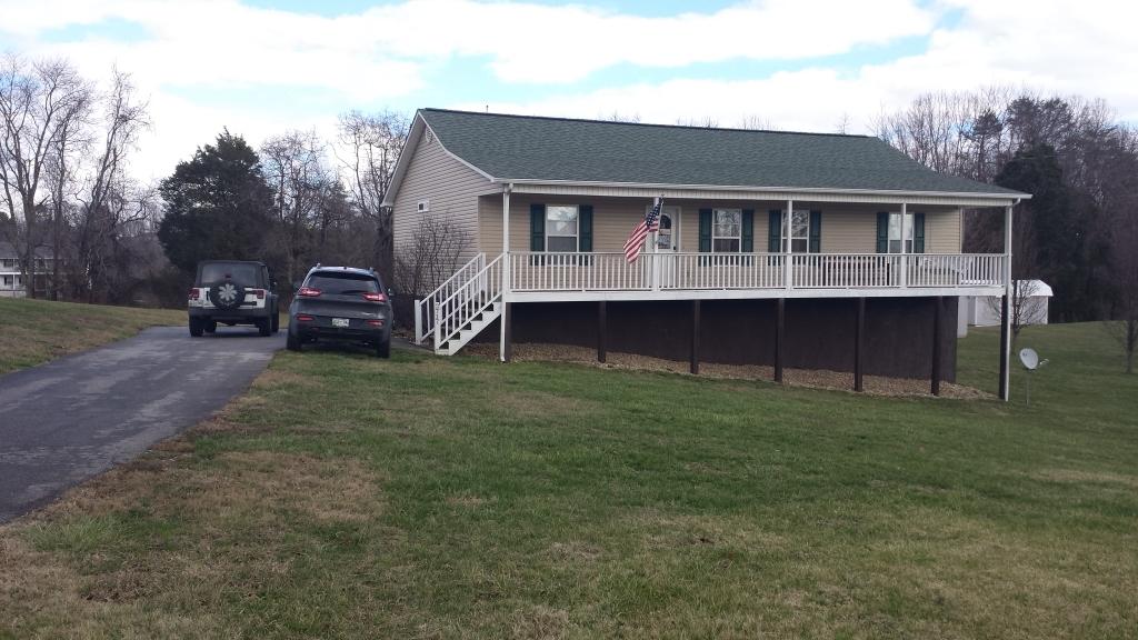 2717 Pinecrest Road Jacksboro, TN 37757 - Photo 6 of 30 Great Curb Appeal