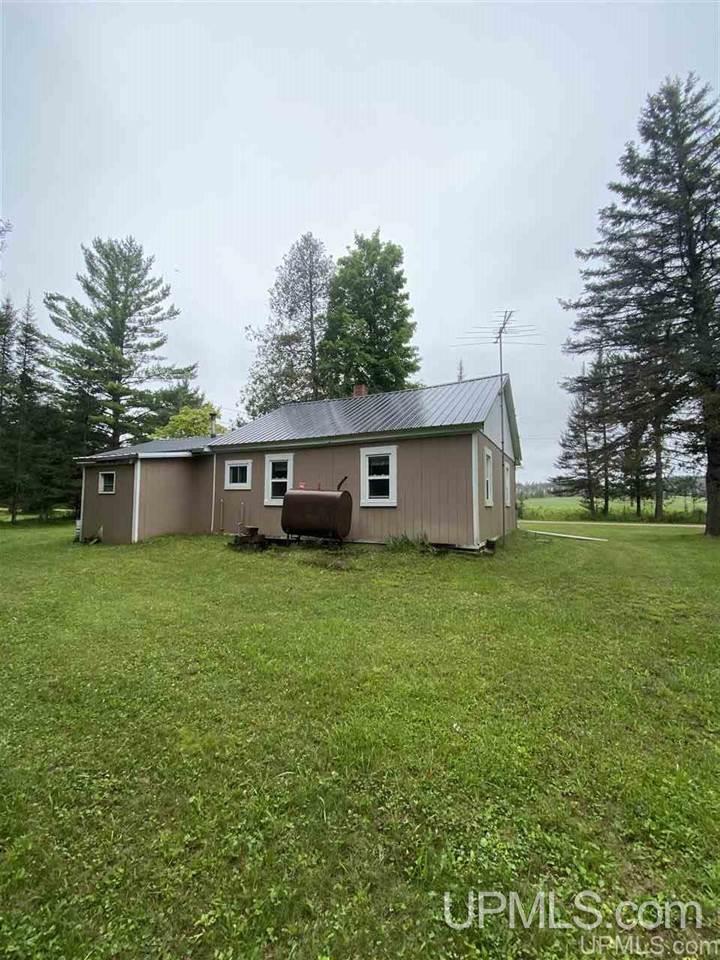 139 South Gaber Road North Street, MI 48049 - Photo 3 of 20