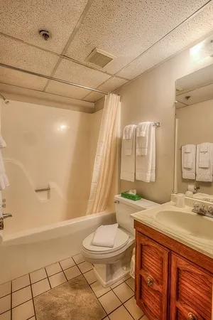 $850 | 100 West Lincoln Street, Unit 106, Tullahoma, TN 37388