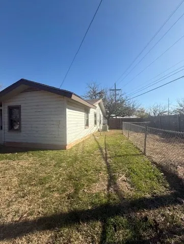 $114,900 | 858 North San Jose Drive, Abilene, TX 79603
