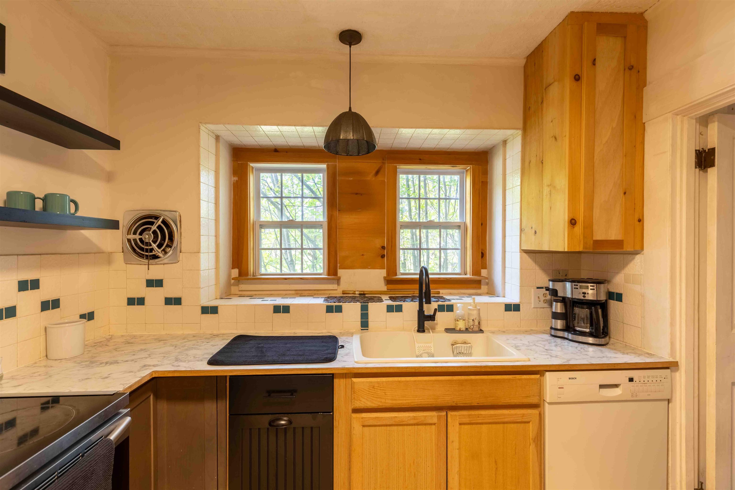 1795 Highway 140 Gilmanton, NH 03837 - Photo 16 of 58