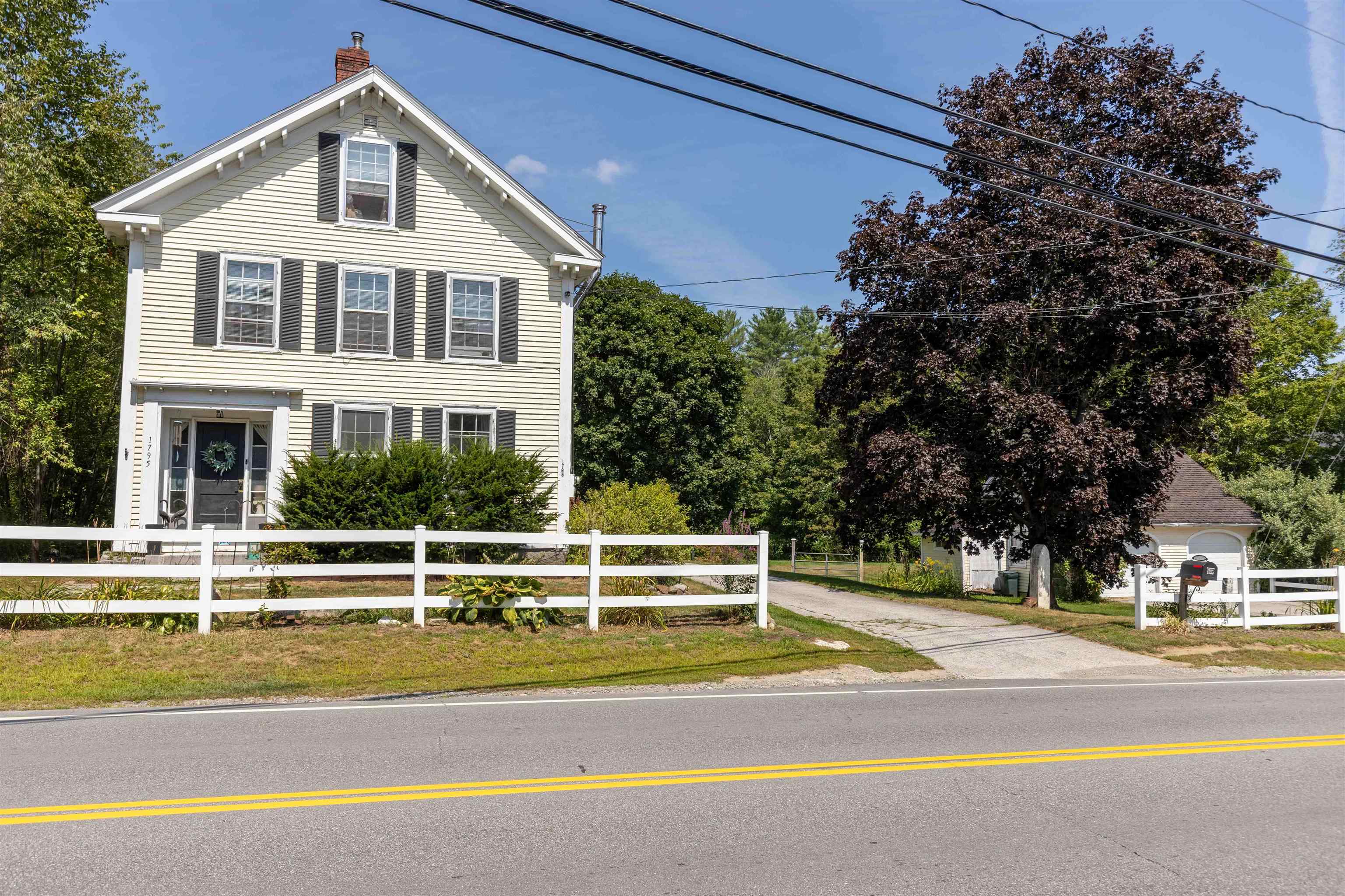 1795 Highway 140 Gilmanton, NH 03837 - Photo 2 of 58