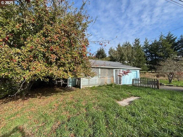 $249,500 | 94213 Kerber Lane, Langlois, OR 97450