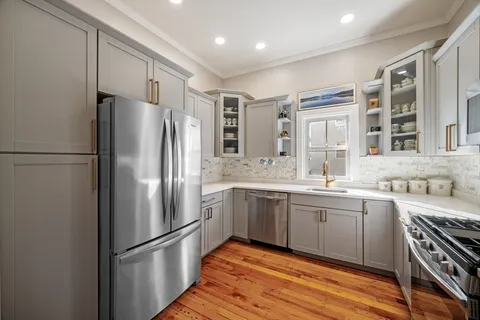 $685,000 | 49 Federal Street, Unit 2, Salem, MA 01970