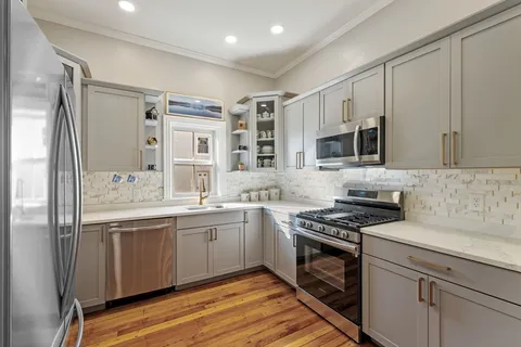 $685,000 | 49 Federal Street, Unit 2, Salem, MA 01970