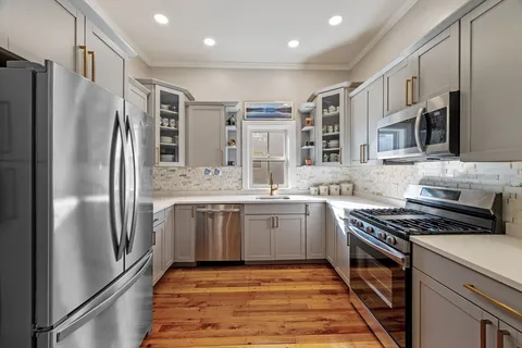 $685,000 | 49 Federal Street, Unit 2, Salem, MA 01970