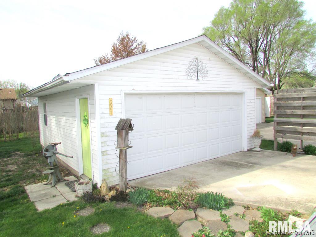 3020 Stokebridge Road Springfield, IL 62702 - Photo 14 of 17