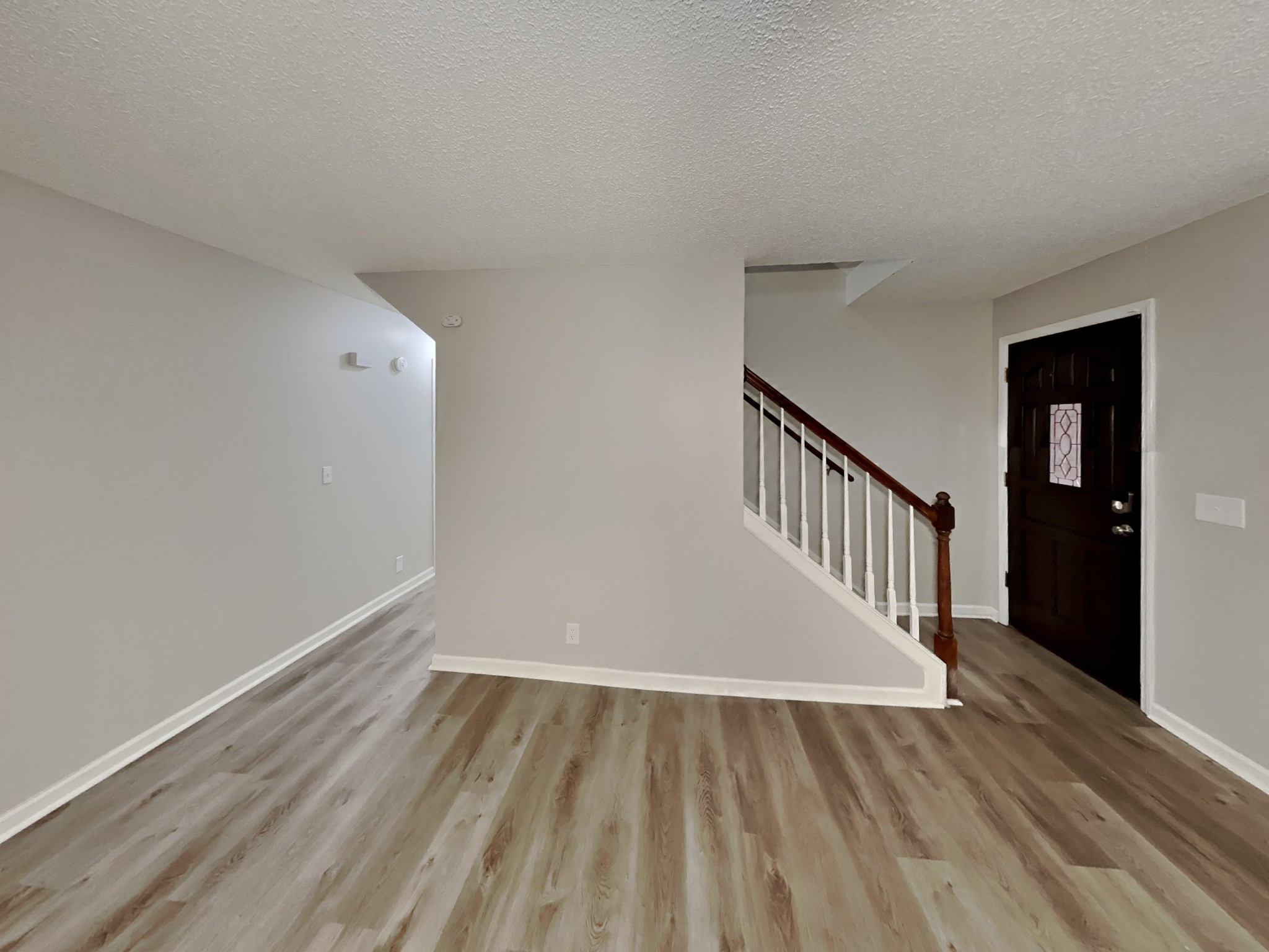 730 Brushy Ridge Drive La Vergne, TN 37086 - Photo 2 of 20