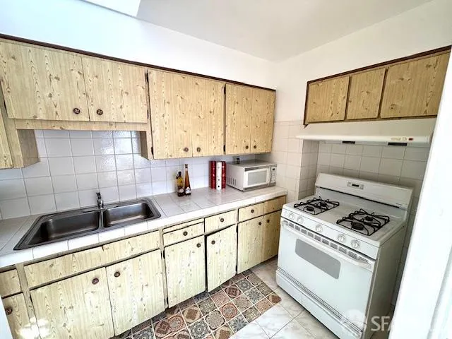 $1,190,000 | 1200-1202 Ortega Street, San Francisco, CA 94122