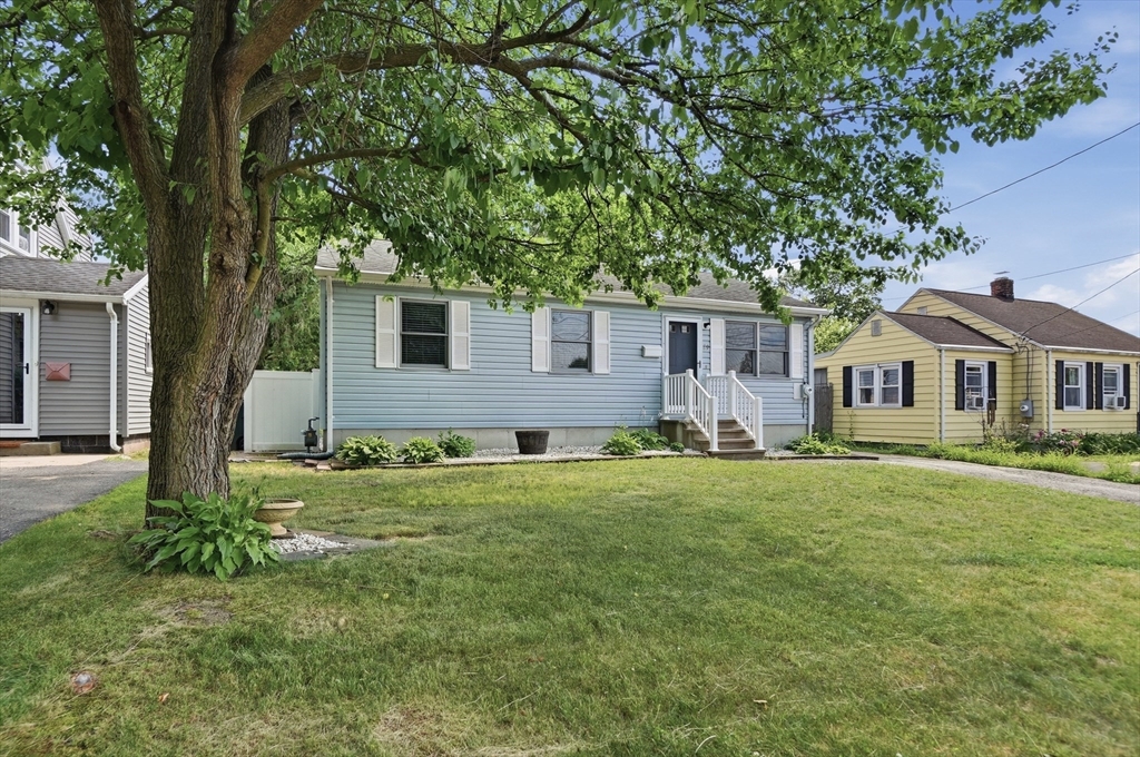29 Rosella Street Springfield, MA 01118 - Photo 29 of 36