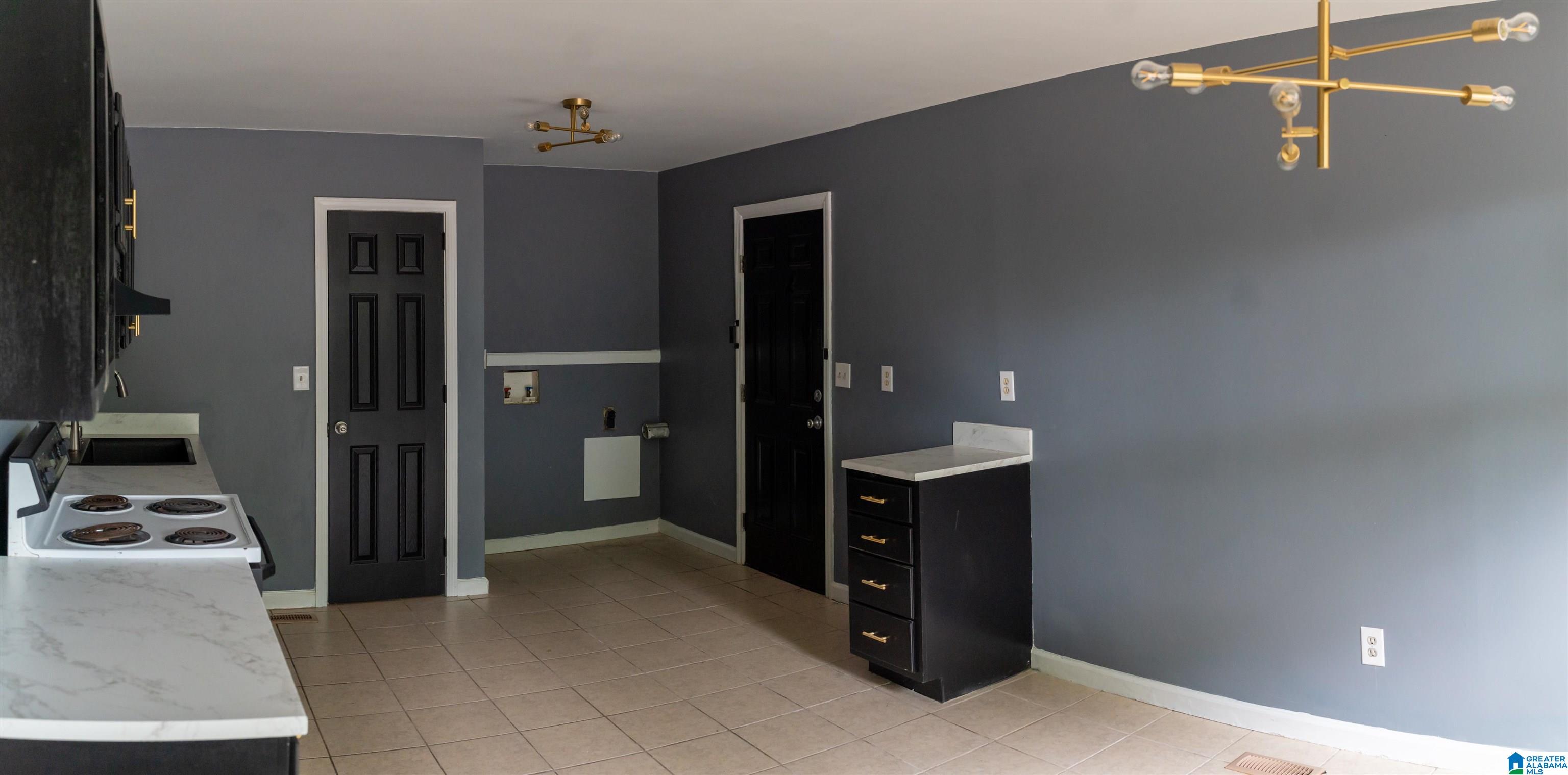 1617 Warrior Road Birmingham, AL 35208 - Photo 5 of 18
