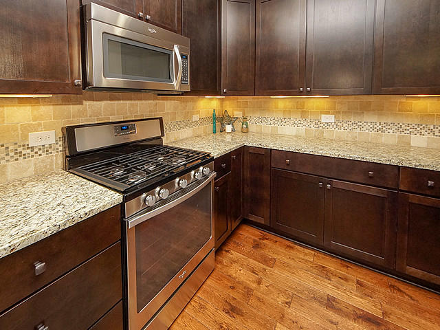 233 Slipper Shell Court Mount Pleasant, SC 29464 - Photo 14 of 42 12