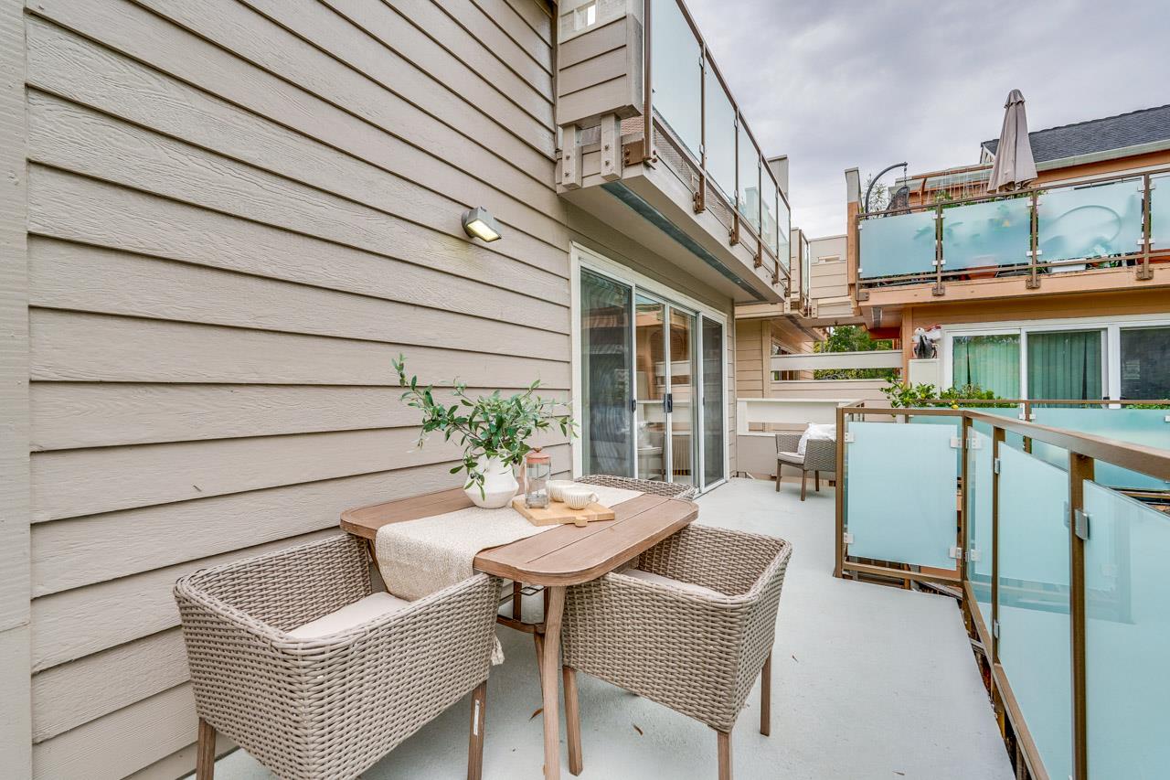363 North Rengstorff Avenue, Unit 4 Mountain View, CA 94043 - Photo 9 of 54