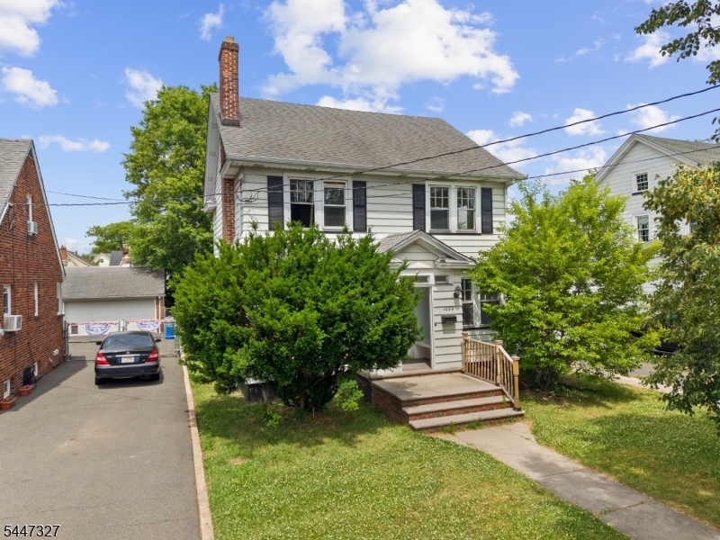 1029 Kipling Road Elizabeth, NJ 07208 - Photo 4 of 26