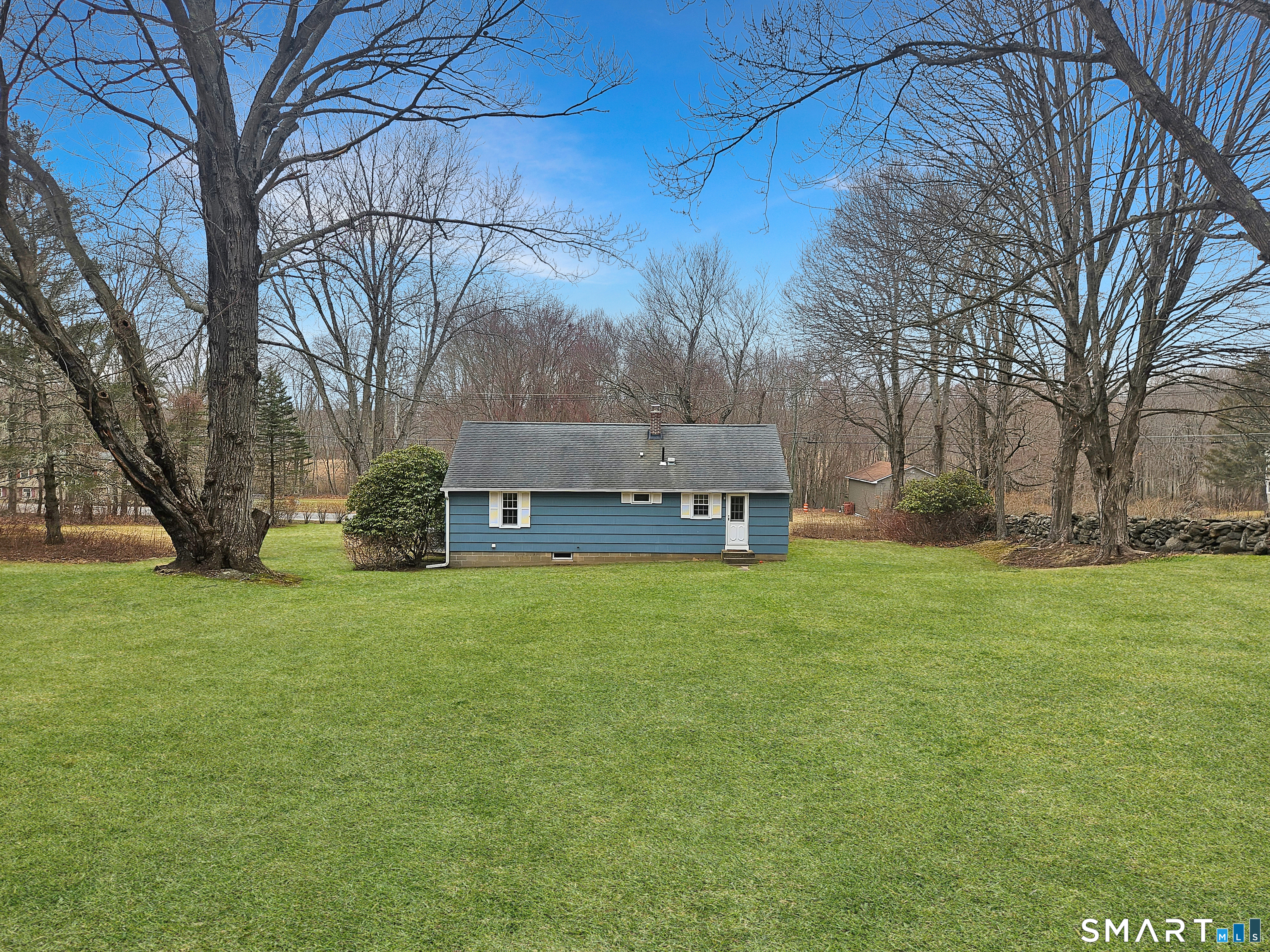 46 Card Street Willimantic, CT 06226 - Photo 3 of 24