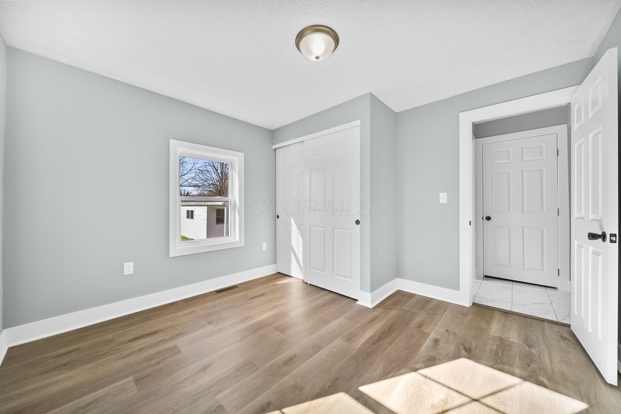 1885 Case Road Columbus, OH 43224 - Photo 17 of 63