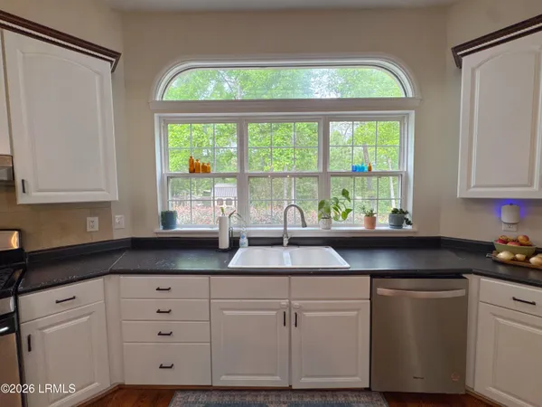 $450,000 | 465 Lake Warren Road, Hampton, SC 29924