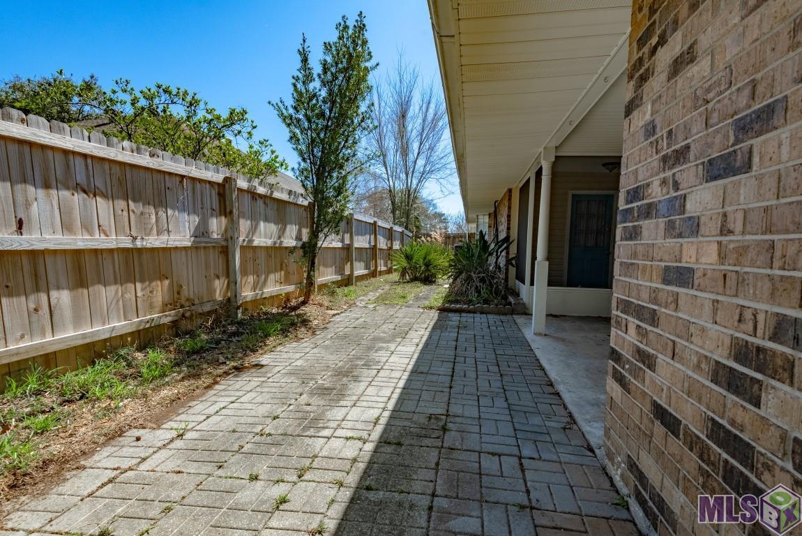 14823 Stoneberg Avenue Baton Rouge, LA 70816 - Photo 11 of 14
