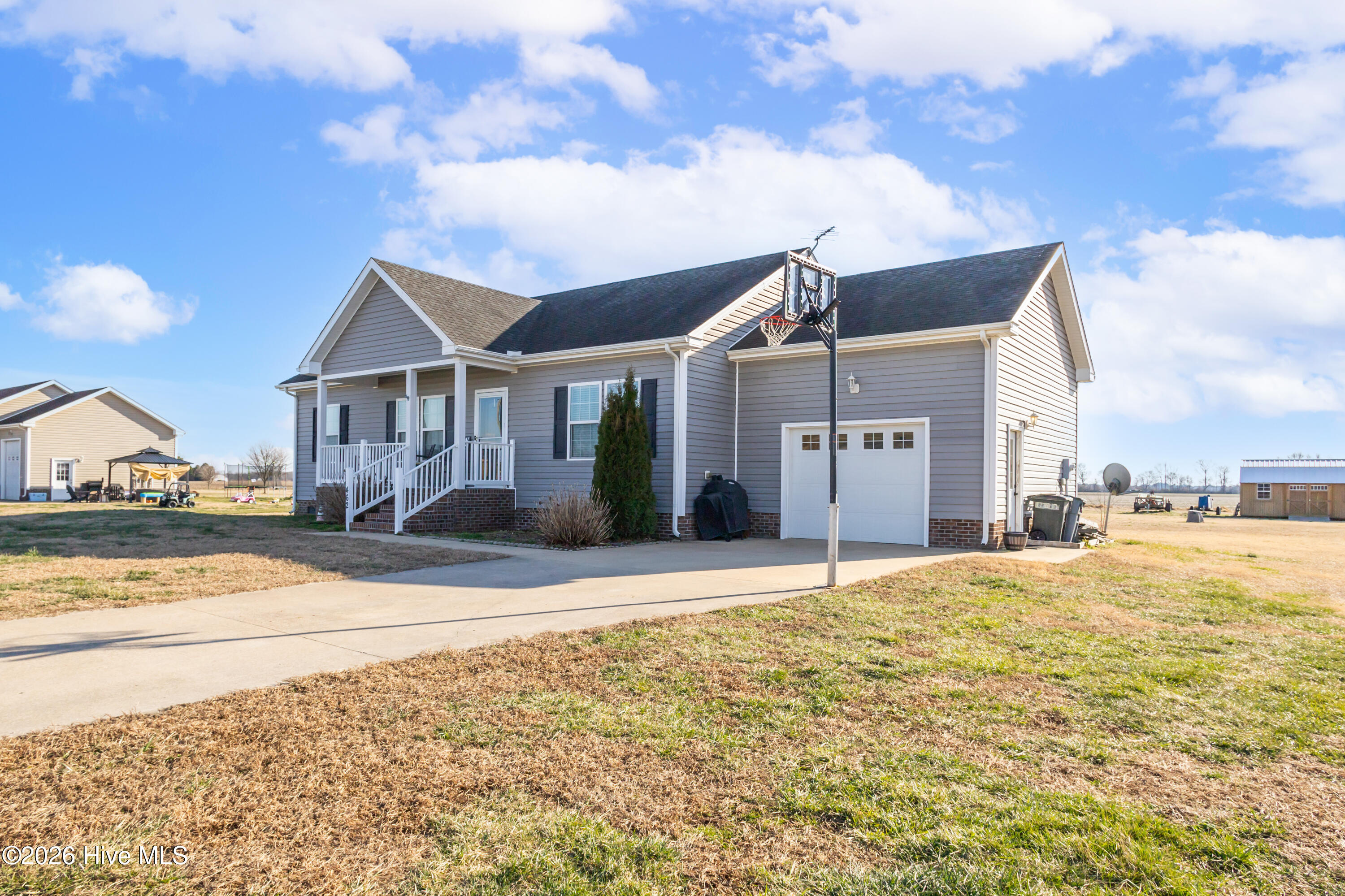 462 Cooper Garrett Road Moyock, NC 27958 - Photo 3 of 51 one car garage