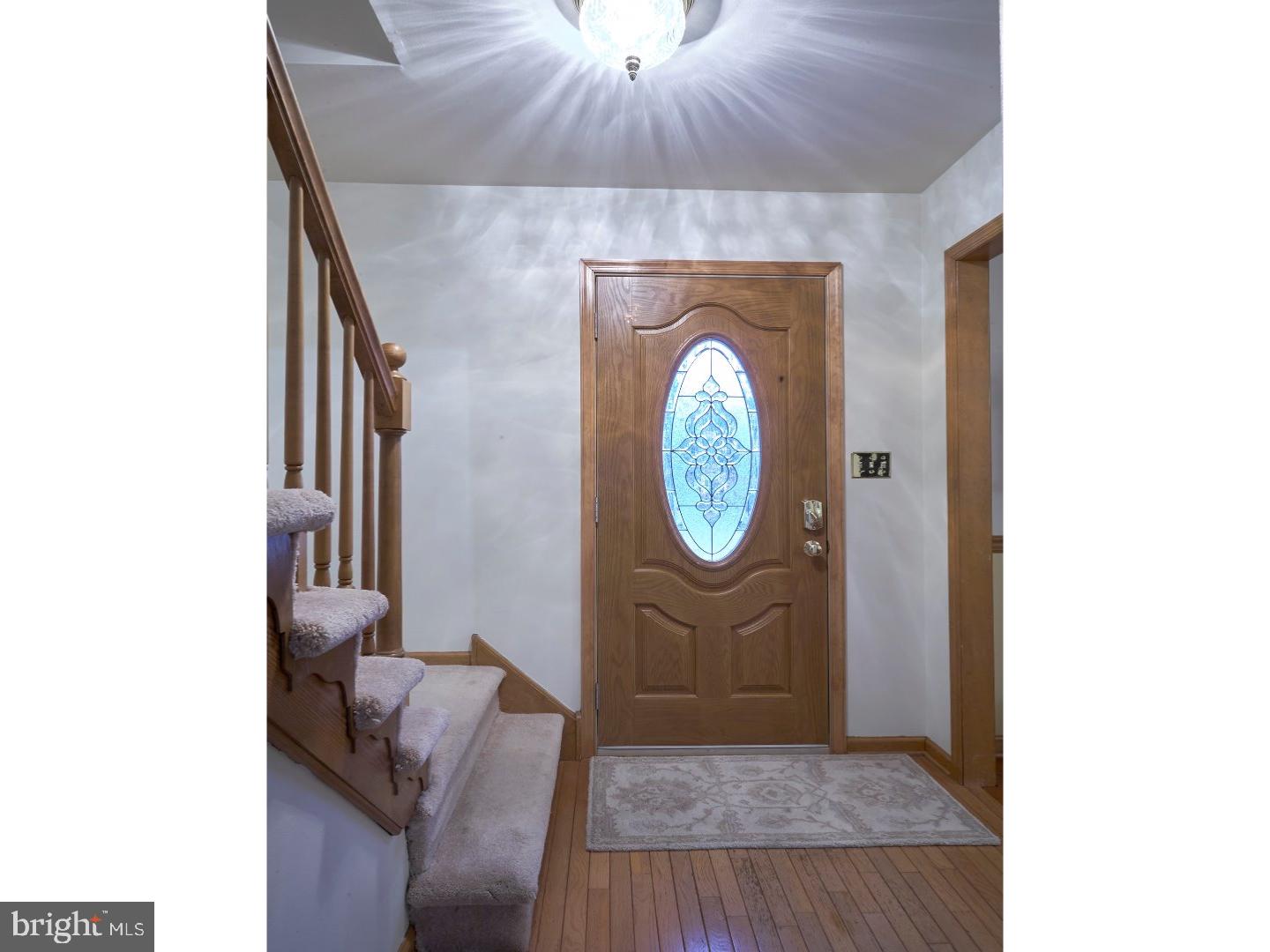 388 Stokes Road Shamong, NJ 08088 - Photo 3 of 24 Foyer