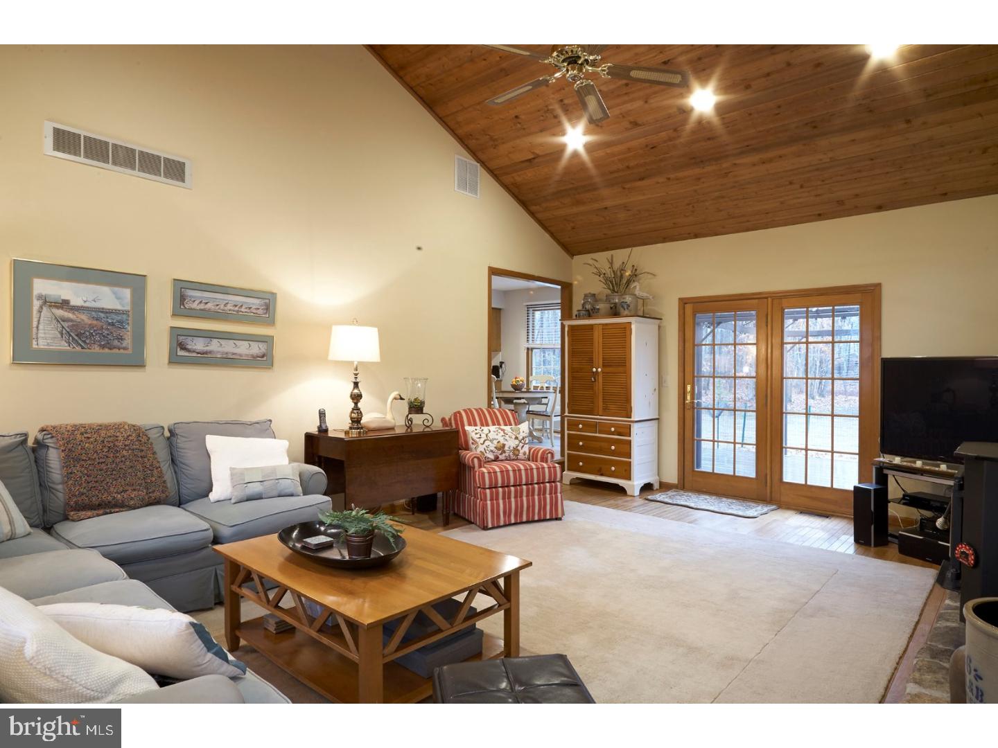 388 Stokes Road Shamong, NJ 08088 - Photo 8 of 24 Great Room