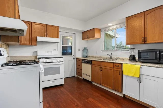 $2,059,900 | 787 Cassou Road, San Marcos, CA 92069