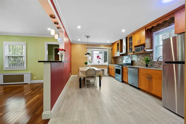 $1,268,000 | 173-16 Fairchild Avenue | Flushing