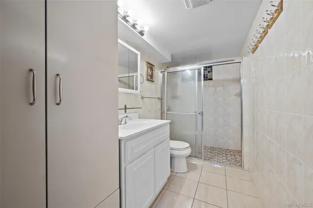 $1,268,000 | 173-16 Fairchild Avenue | Flushing