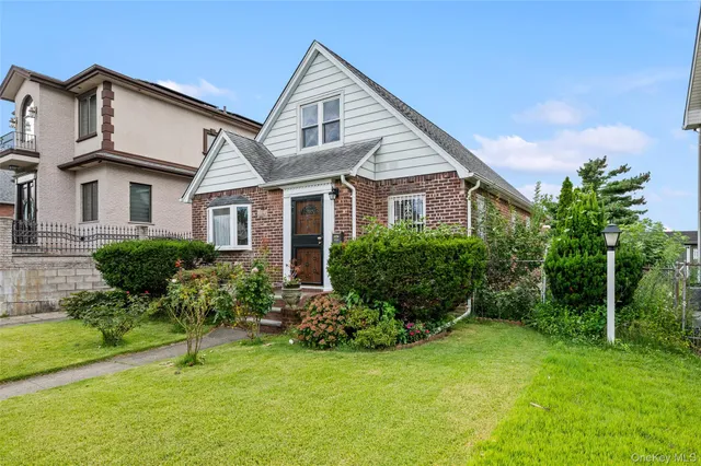 $1,268,000 | 173-16 Fairchild Avenue | Flushing