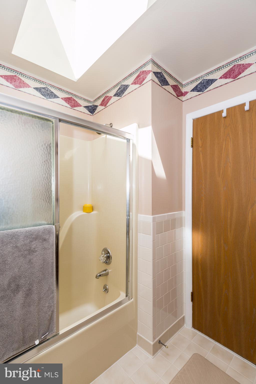 1307 Stone Road Westminster, MD 21158 - Photo 23 of 30 Bath hall bath with skylight