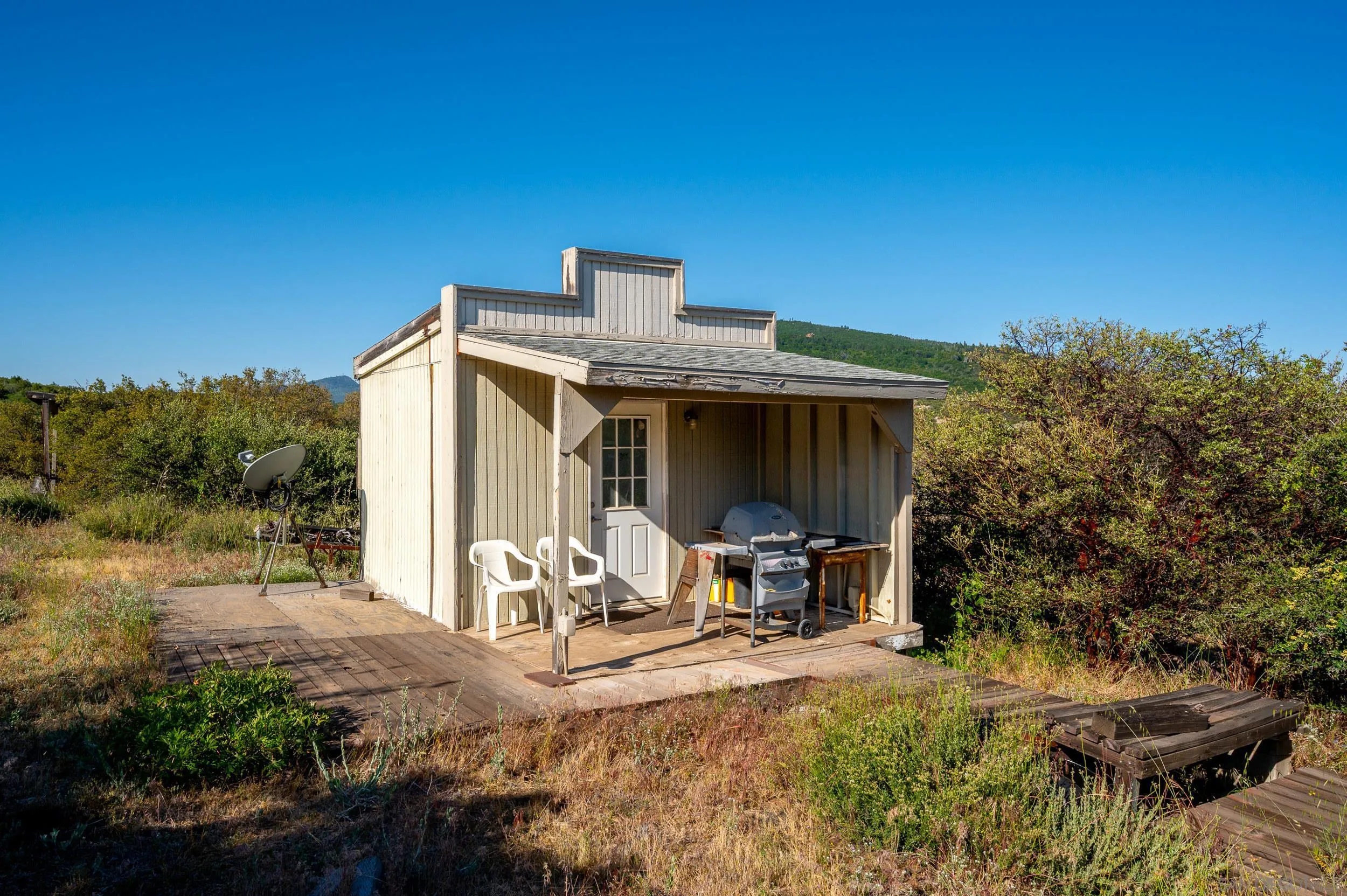17893 Winn Ranch Road Julian, CA 92036 - Photo 12 of 17 Existing outbuilding on site