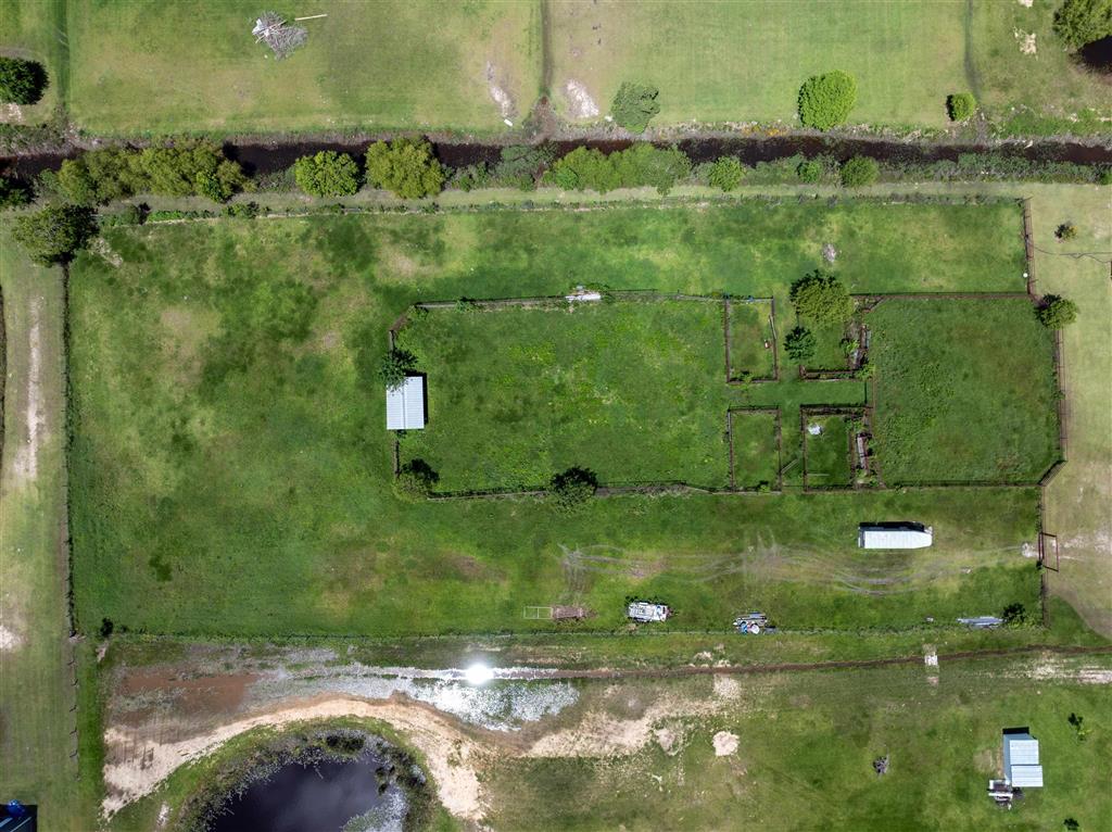 401 Parish Line Road Lake Charles, LA 70607 - Photo 9 of 11