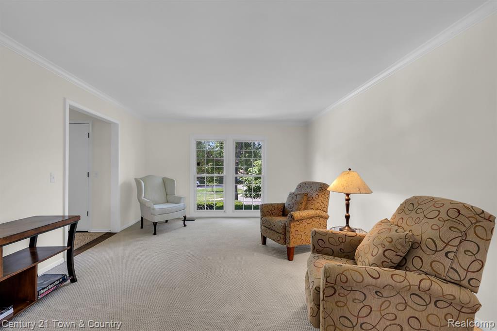 3660 Old Tree Court Rochester Hills, MI 48309 - Photo 5 of 41