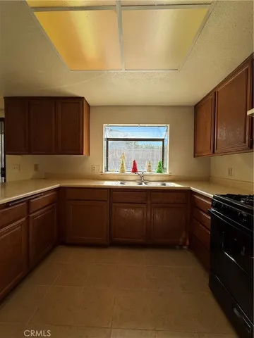 $2,200 | 15171 Wildrose Street, Victorville, CA 92394