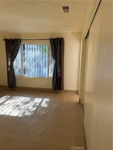 $2,200 | 15171 Wildrose Street, Victorville, CA 92394