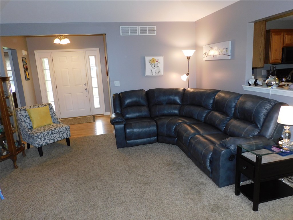 475 Mill Road Greece, NY 14626 - Photo 14 of 31